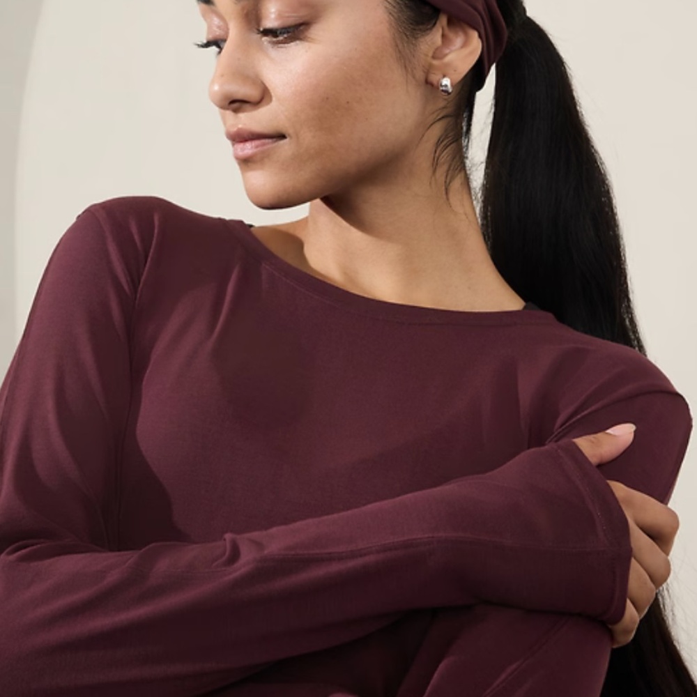 Athlete With Ease Top in Dark Red